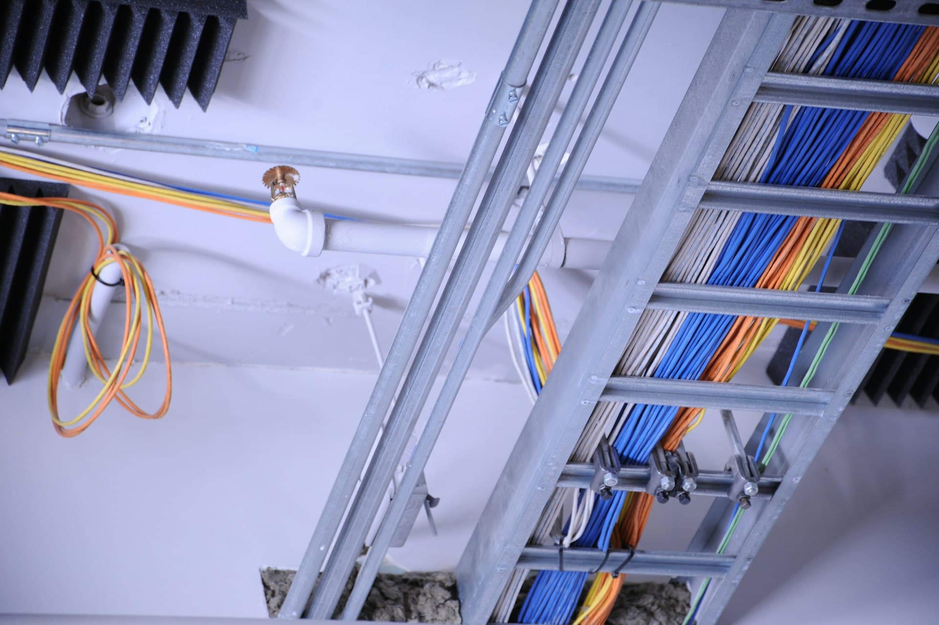 Lighting Systems — Skydatasol Engineering