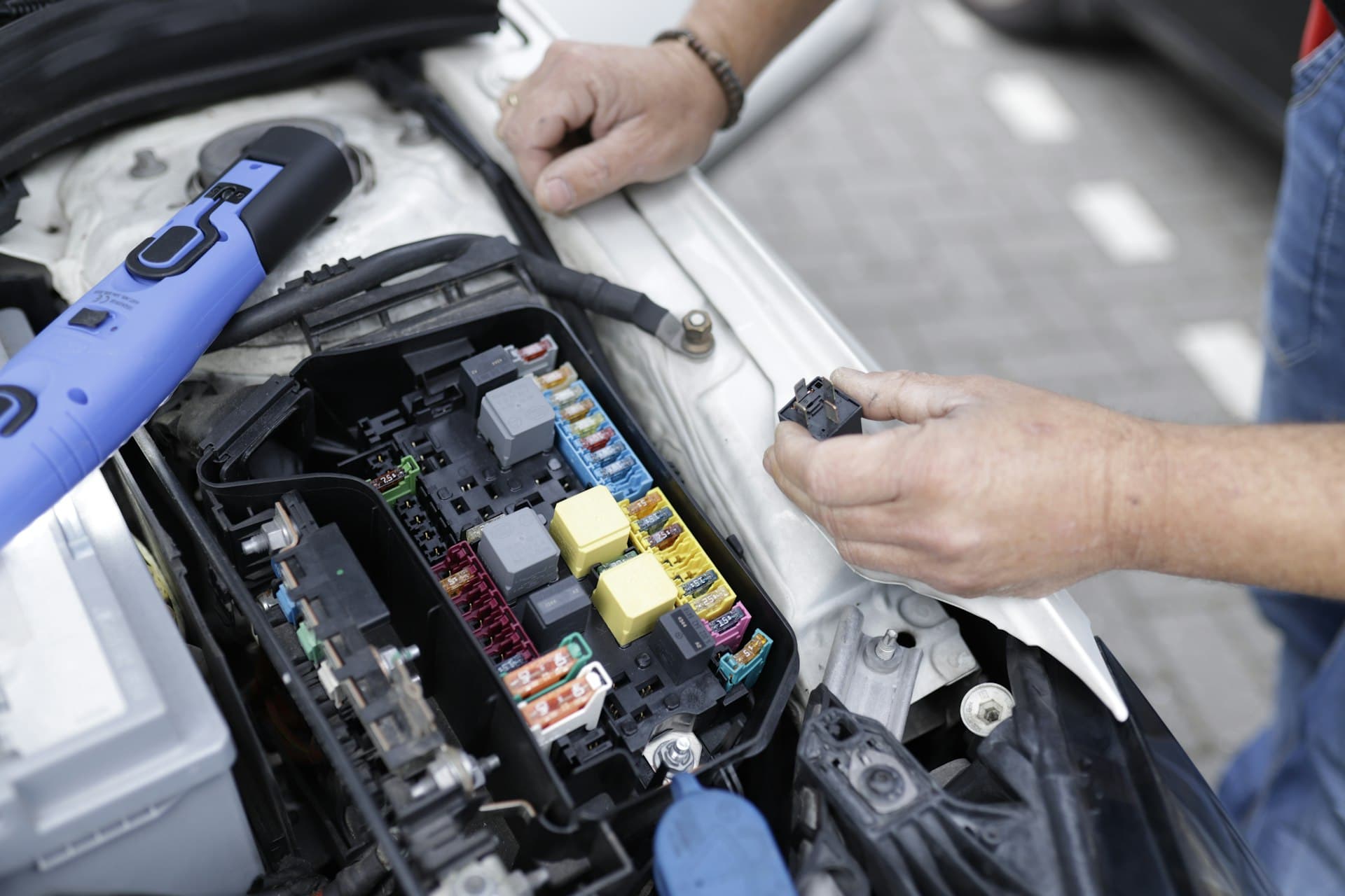 Fleet vehicle maintenance — Skydatasol Officine