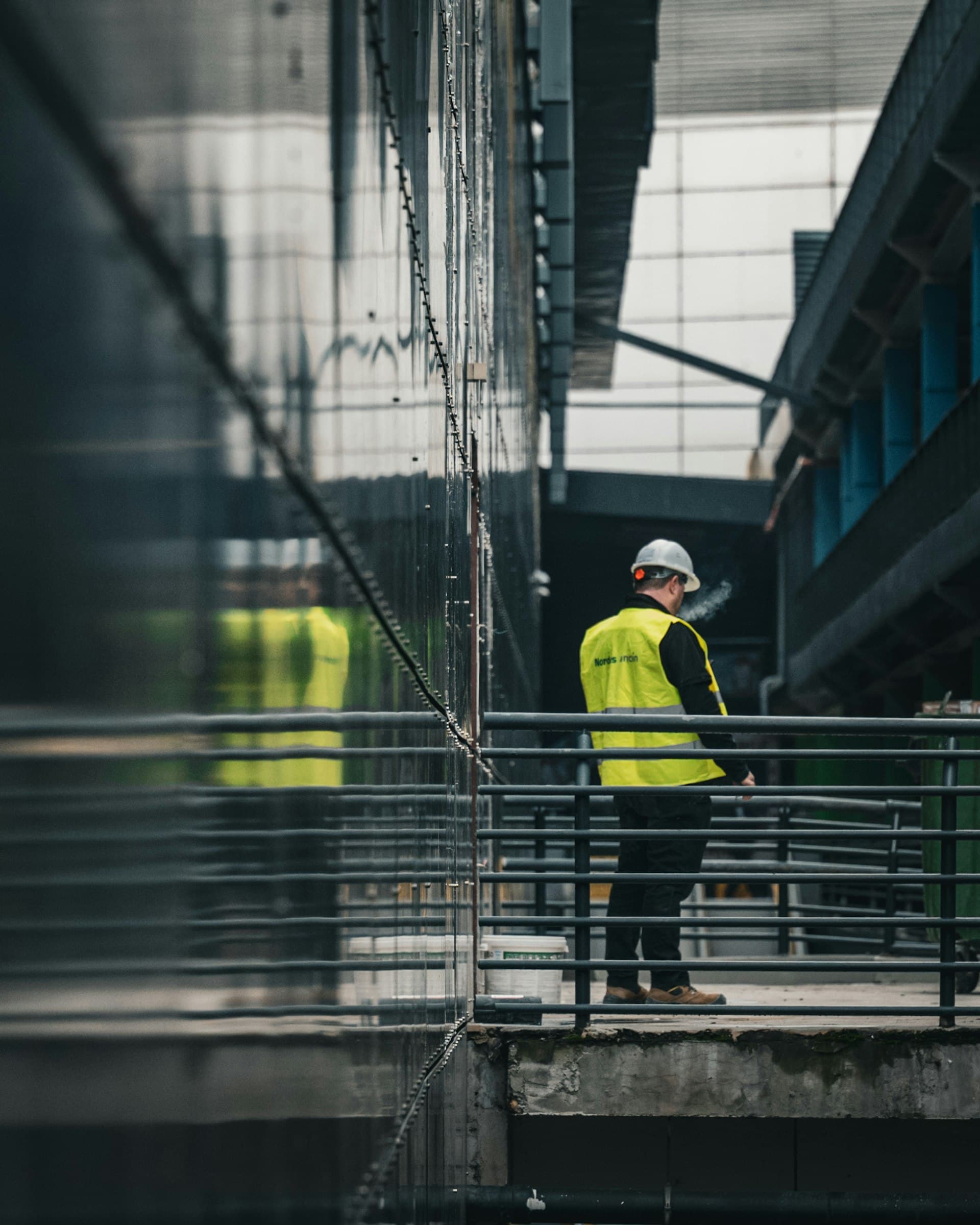 Risk and contract governance at Skydatasol